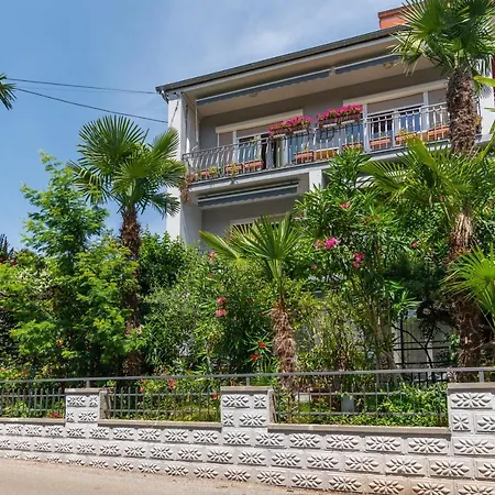With A Parking Space Lovran, Opatija - 2342 Appartamento